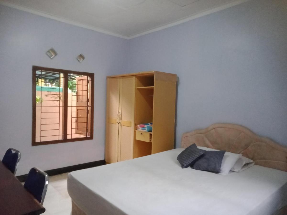 Thalia Homestay & Ijen Bromo Tour Banyuwangi  Exterior photo