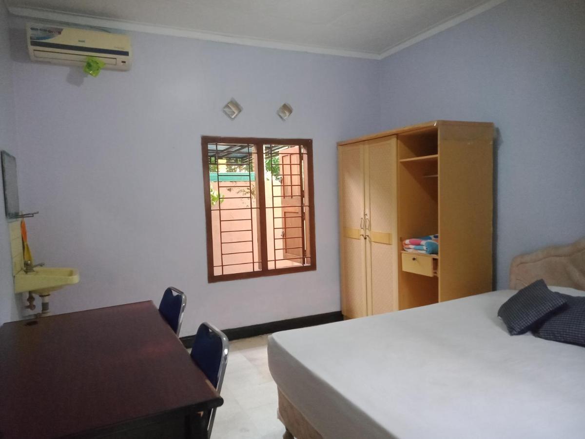 Thalia Homestay & Ijen Bromo Tour Banyuwangi  Exterior photo